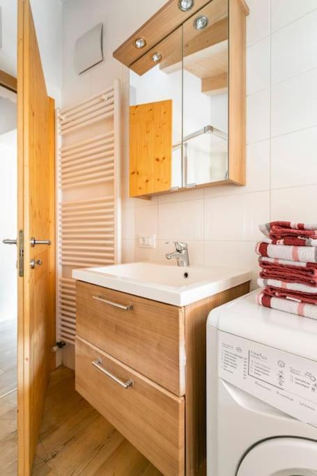Appartamento Rustico Con Stube E Balcone Predazzo Exterior photo